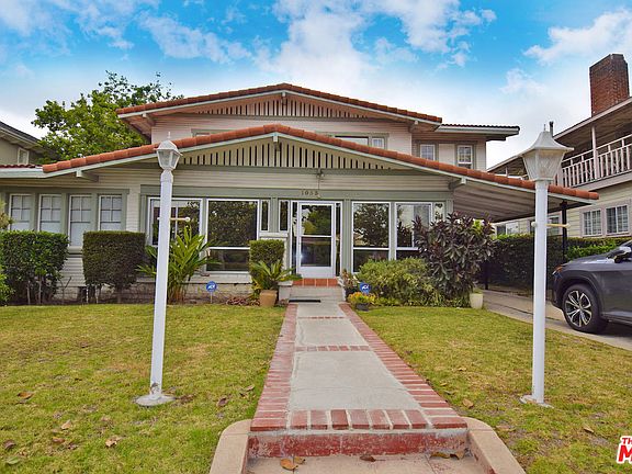 3rd image of 1053 S Wilton Pl