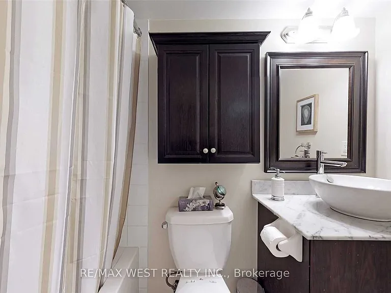 10 Foundry Ave #240 — Photo 27