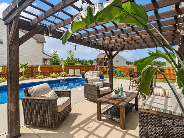 3092 Riker St, Clover, SC 29710