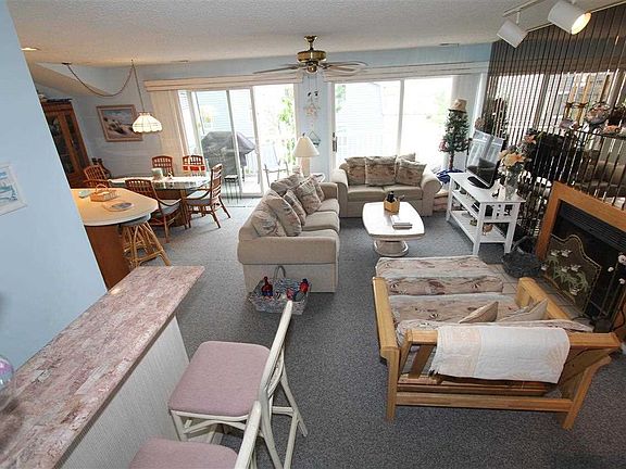3rd image of 110 Limpet Dr #110