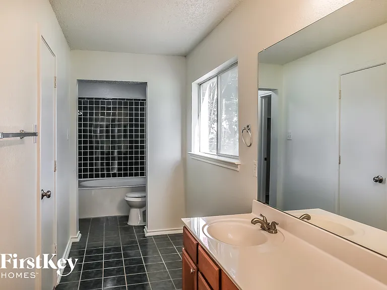 5293 Chessie Cir — Photo 10