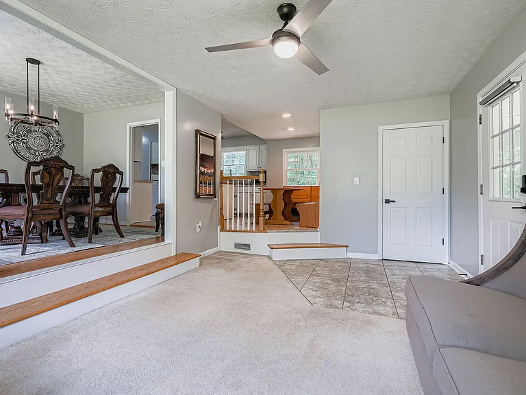 2872 Clearbrook Dr — Photo 20