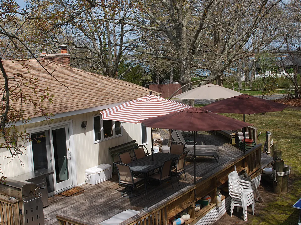 28 E Brander Pkwy