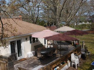 28 E Brander Pkwy, Shelter Island Heights, NY 11965