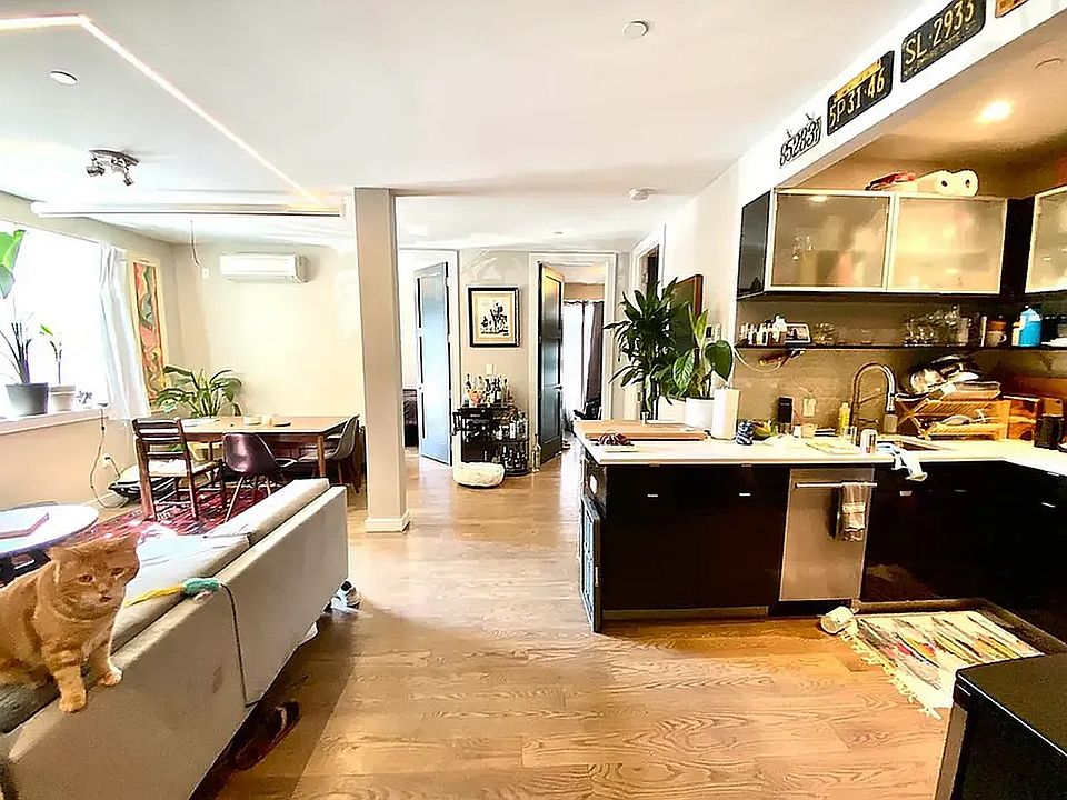 1st image of 125 Leonard St #1LL