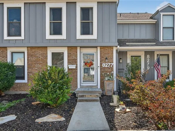 8277 Monrovia St, Lenexa, KS 66215