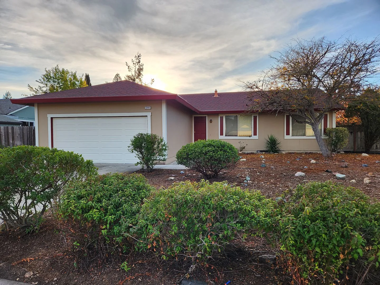 4 bed/ 2 bath in Rohnert Park — Photo 1