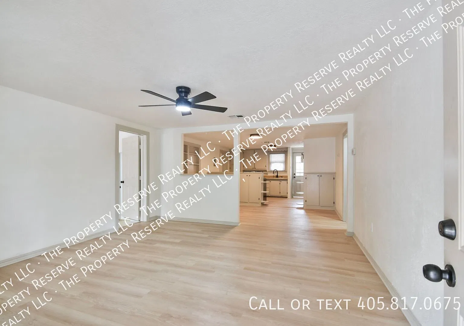 3 bed, 2.0 bath, 1589 sqft, $1,000 — Photo 2