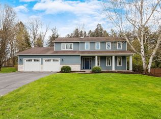 8037 Merrimac Dr, Manlius, NY 13104