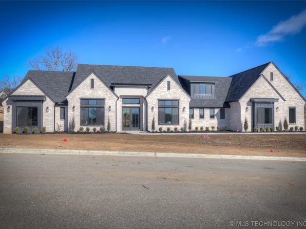 5469 Sagewood Ln, Sapulpa, OK 74066