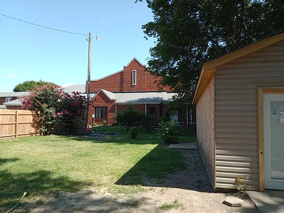5th image of 602 E McLemore Ave