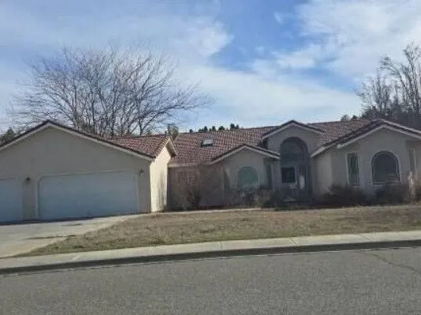 2602 Ficus Dr, West Richland, WA 99353