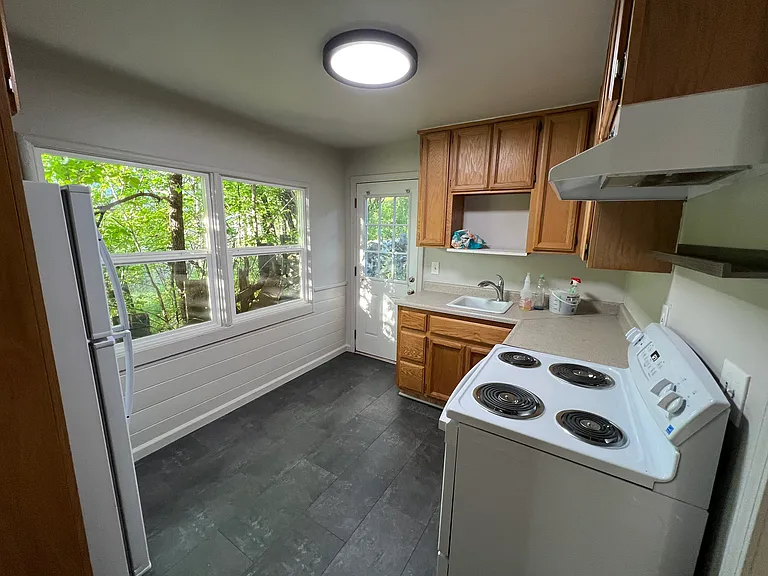 705 Canal St #1 — Photo 5