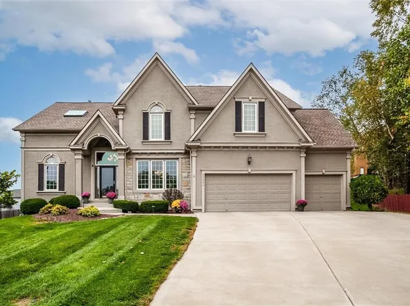 13004 W 74th Ter, Shawnee, KS 66216