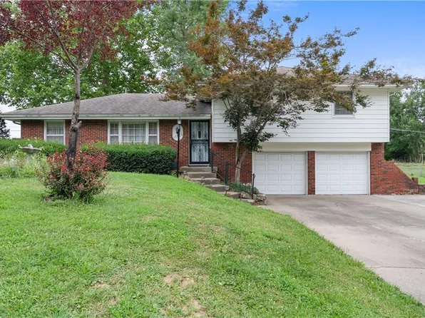 17205 E 28th Ter S, Independence, MO 64057