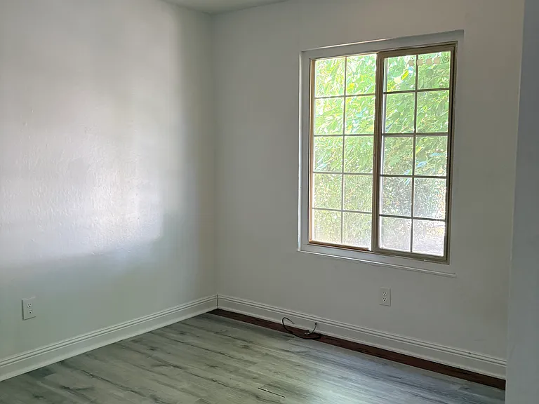3937 Highgate Way — Photo 11