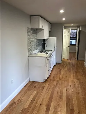 Rented by Gotham City Realty Group | media 6
