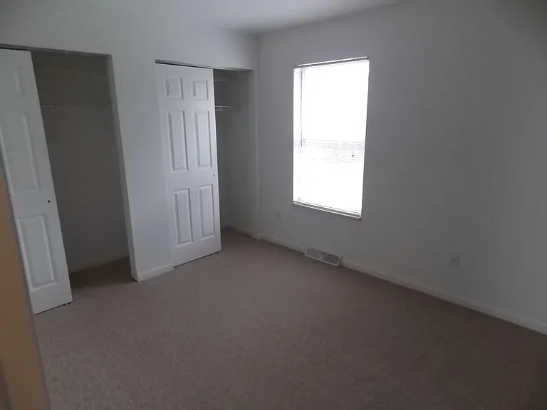 3800 Burton St SE — Photo 9