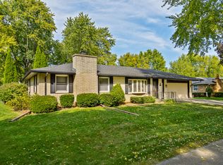 124 Monna St, Sugar Grove, IL 60554