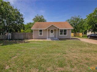 2603 Lone Tree Rd, Victoria, TX 77901