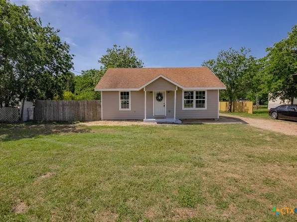 2603 Lone Tree Rd, Victoria, TX 77901