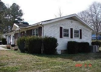 2nd image of 2524 Barrington Dr