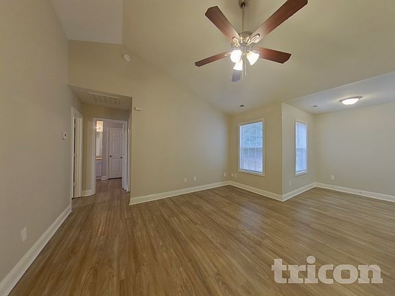 4th image of 821 Gore St