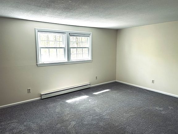 4th image of 15B Deerwood Dr #B