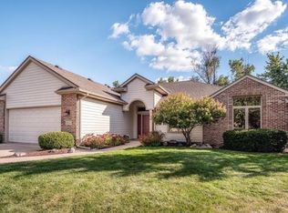 2011 Deer Lodge Dr, Fort Wayne, IN