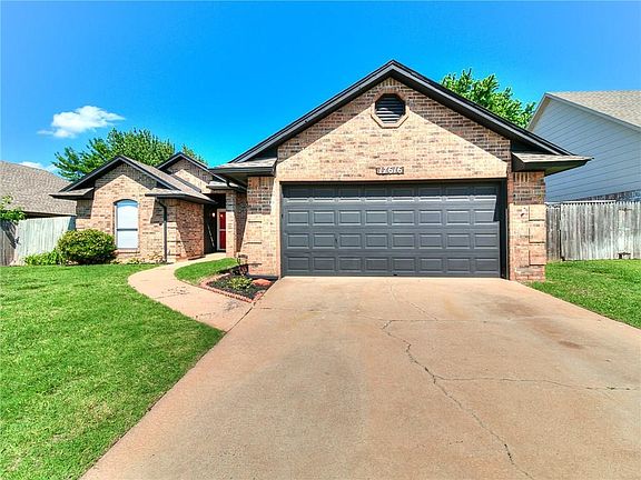 3rd image of 17616 Copper Creek Dr