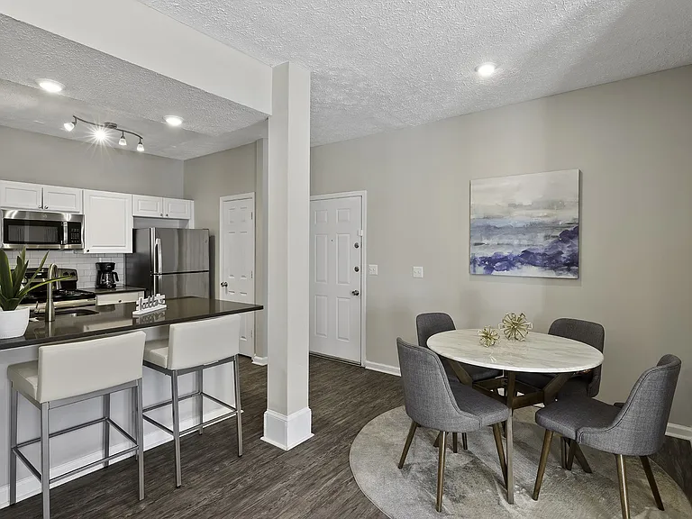 100 Lenox Park Cir NE — Photo 17