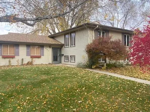 401 19th Ave NE, Aberdeen, SD 57401