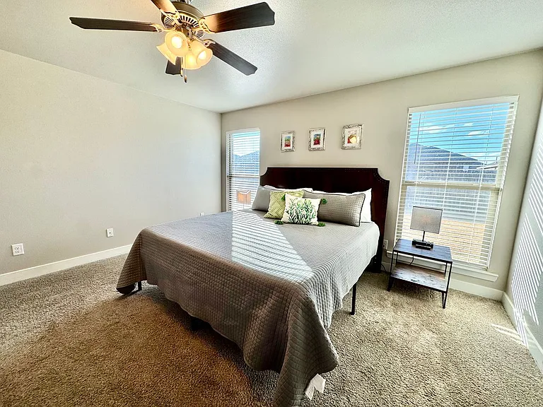 3108 Urbana Ave — Photo 27