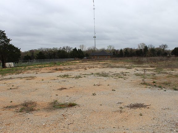 2nd image of 2320 Post Oak Rd