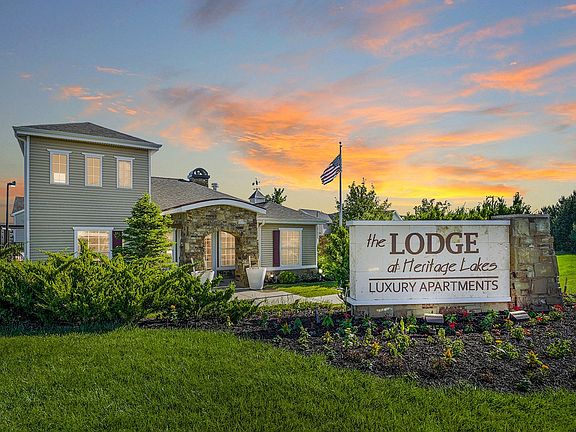 2nd image of 9100 Heritage Lakes Dr #611