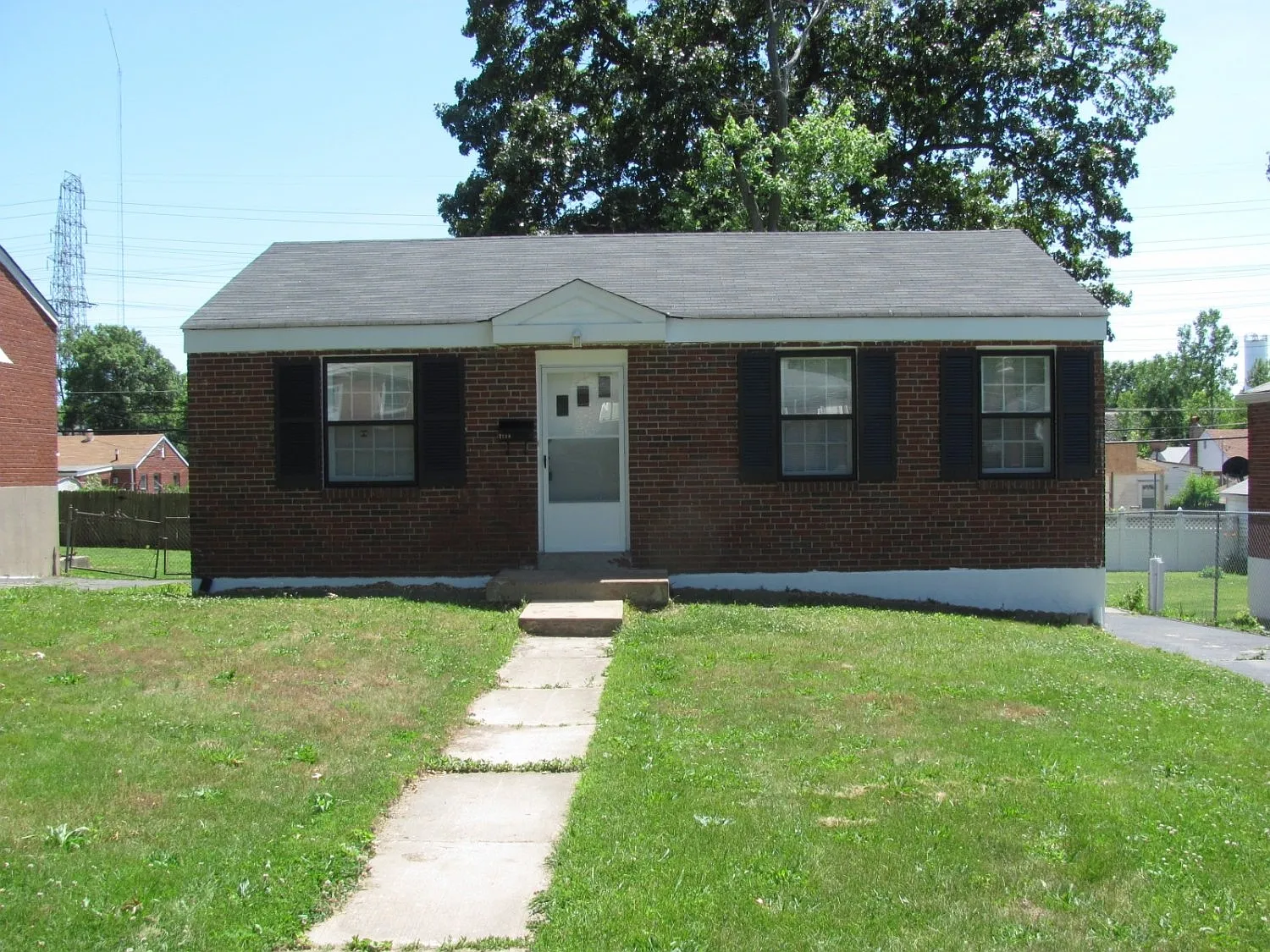 7228 Ruddy Ln photo 1