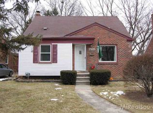 2926 N Alexander Ave, Royal Oak, MI 48073