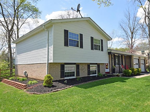 2nd image of 8289 Winding Trail Pl