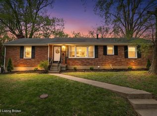10216 Barkley Dr, Jeffersontown, KY