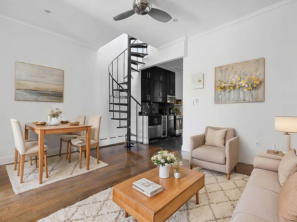 1st image of 120 Christopher St APT 15