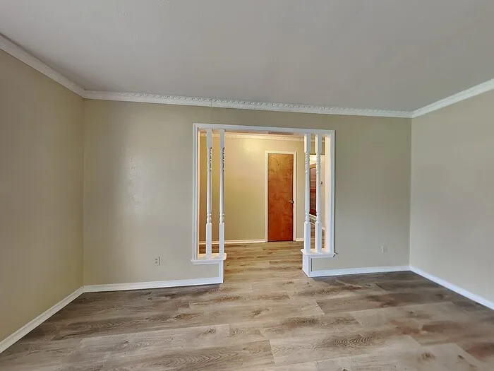 7108 Ellis Rd — Photo 20