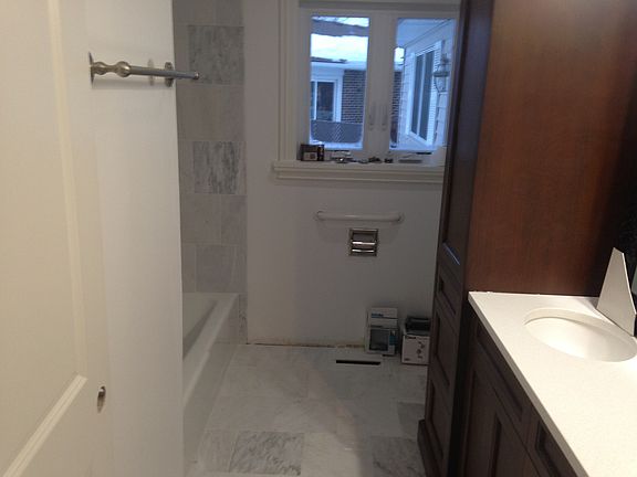 3rd image of 428 Redwood Ln