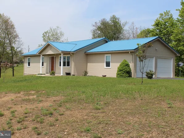 215 Deerfield Dr, Fort Ashby, WV 26719