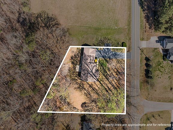 4th image of 2069 Turner Rd
