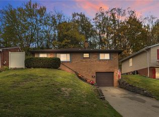 123 Parkedge Rd, Pittsburgh, PA 15220
