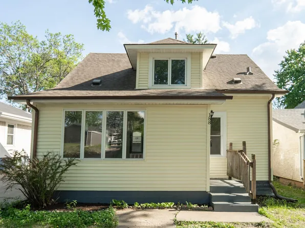188 Wyoming St E, Saint Paul, MN 55107