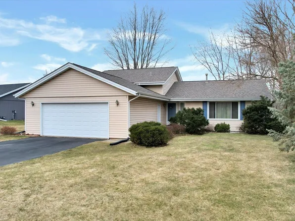 3834 Badger Rd, Rockford, IL 61114