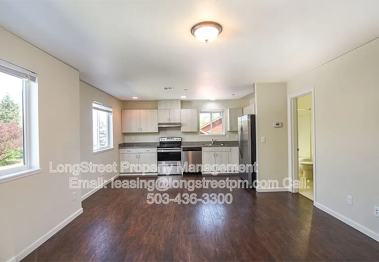1960 NW Taylor Ave #101 — Photo 11