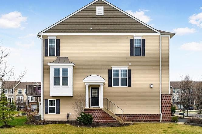 1st image of 344 Modesta Rd