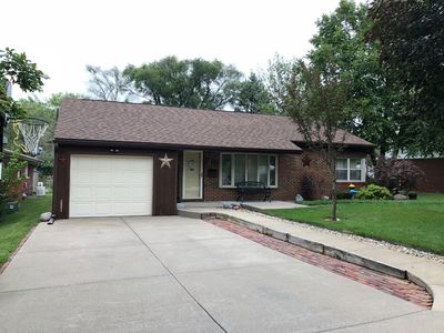 1136 E Detroit Ave, Monmouth, IL, 61462